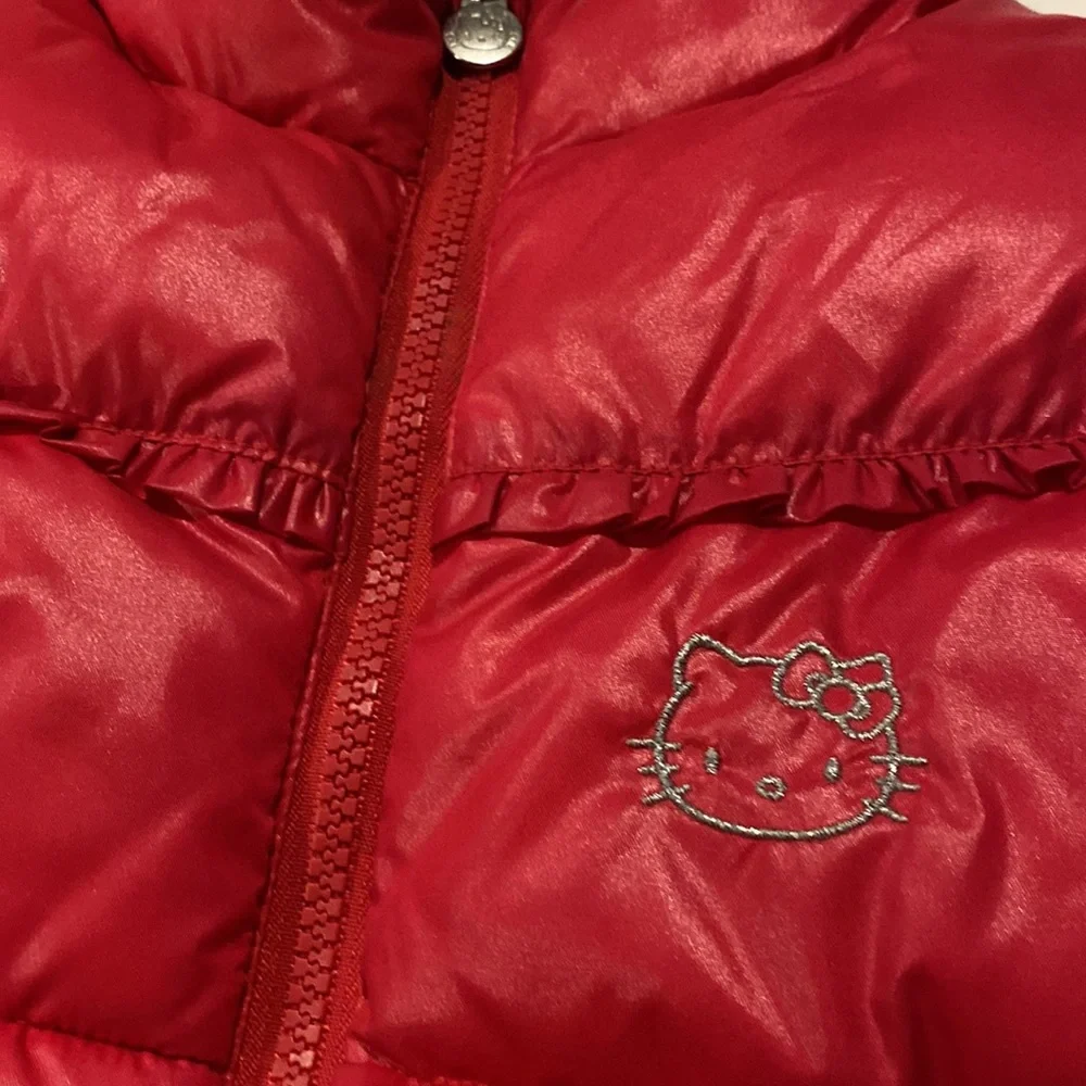 Hello Kitty Vest - Picture 5 of 6